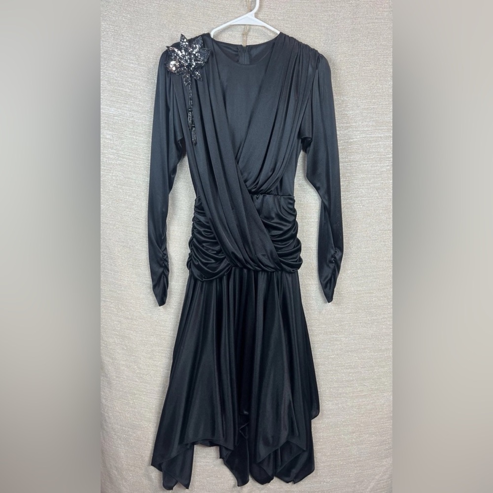 Susan Roselli For Vijack Size 5/6 Vintage 80s Long Sleeve Satin Black Midi Dress
